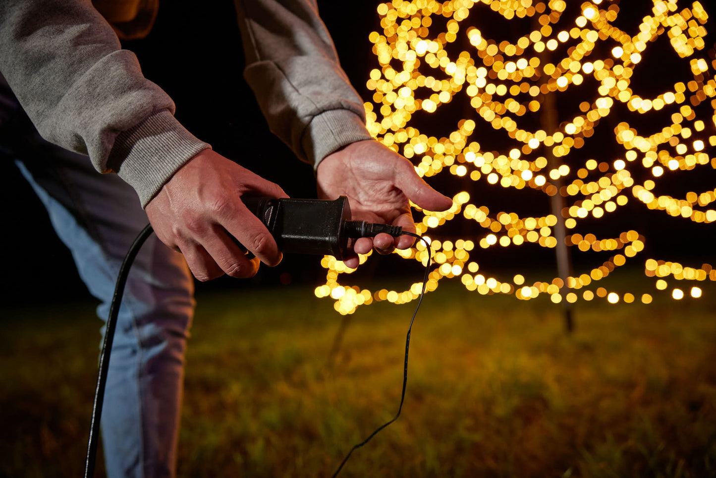 Fairybell Luminous Switch | 13ft | 1500 LED lights | Including pole